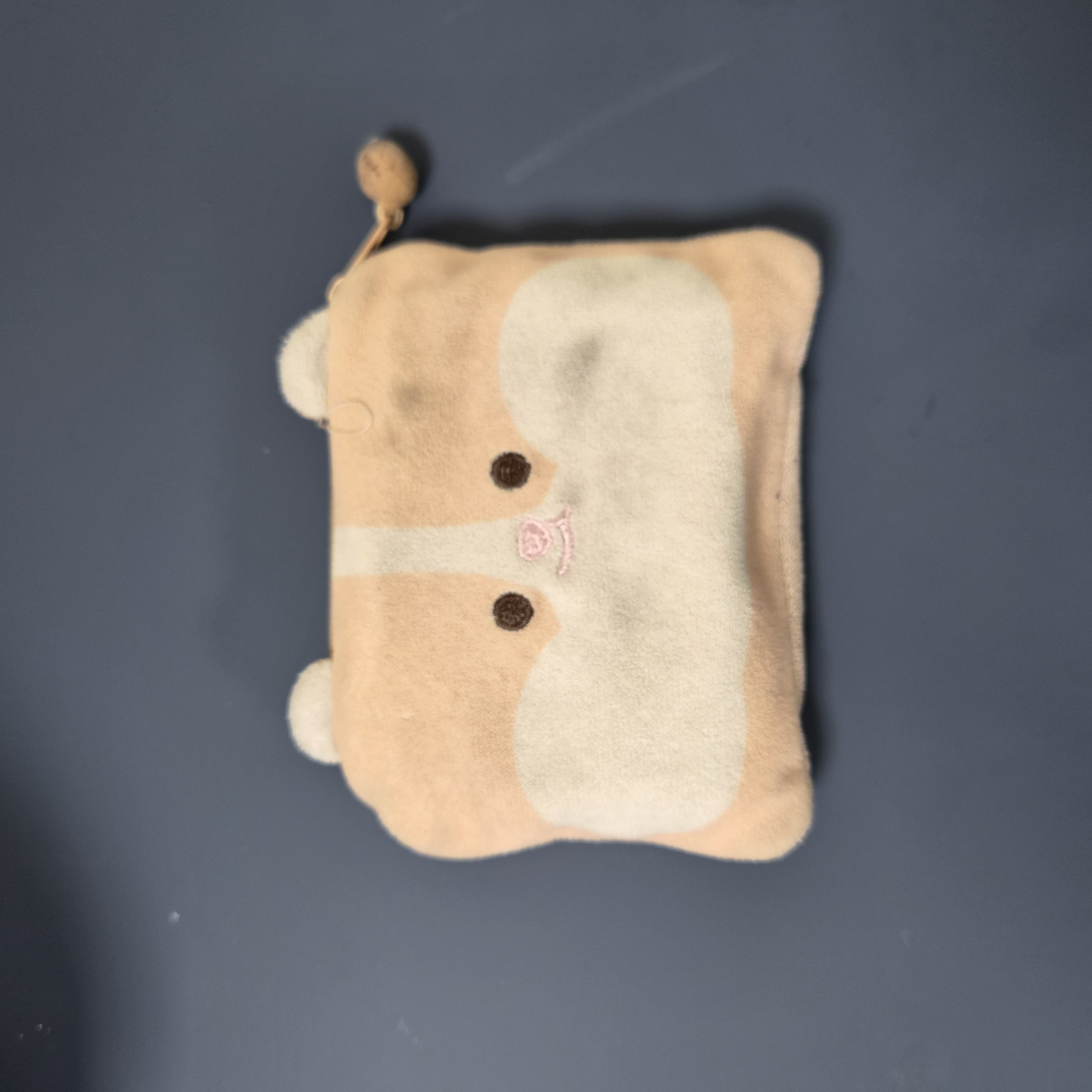 베이지 파우치